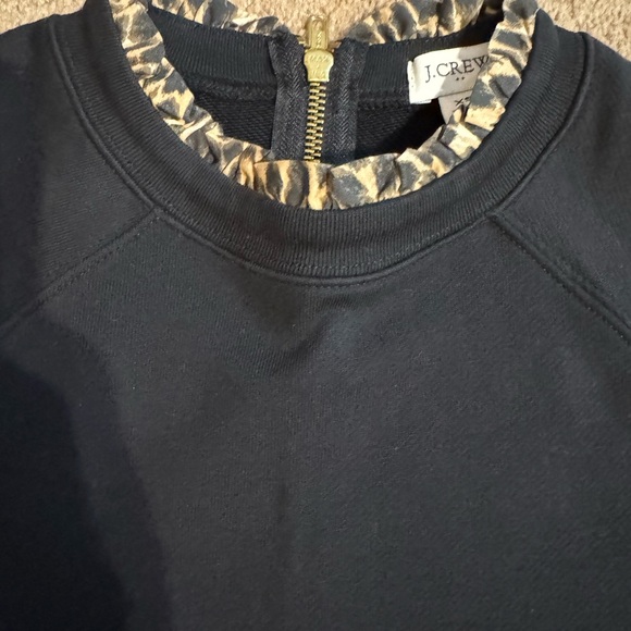 ⭐️ J Crew women’s sweatshirt size XS - Picture 4 of 6